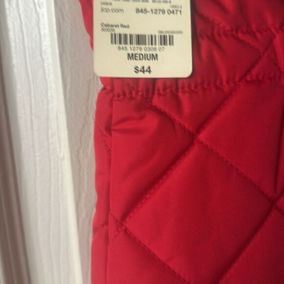 St. John’s Bay Red Quilted Vest! - Picture 7 of 8